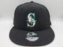 Load image into Gallery viewer, Seattle Sakman Snapback Hat
